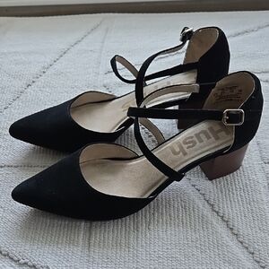 Hush Puppies Sofie Cross Pump